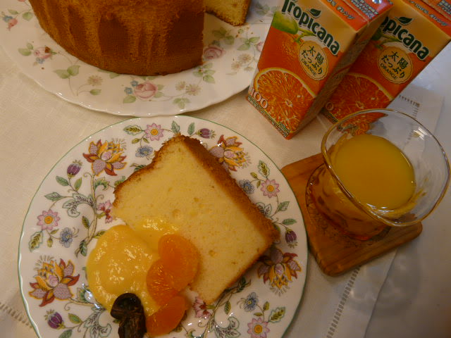 オレンジシフォンケーキ オレンジカスタードソース添え はっぴいーちゃあみいの料理日記