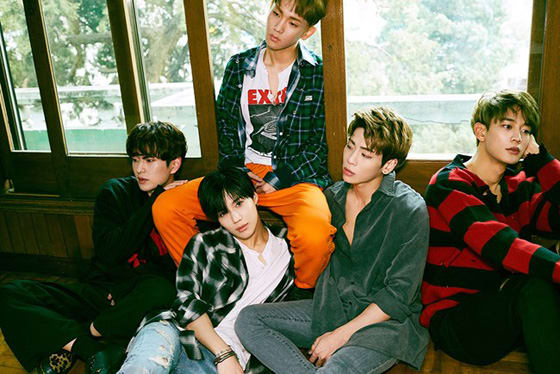 SHINee