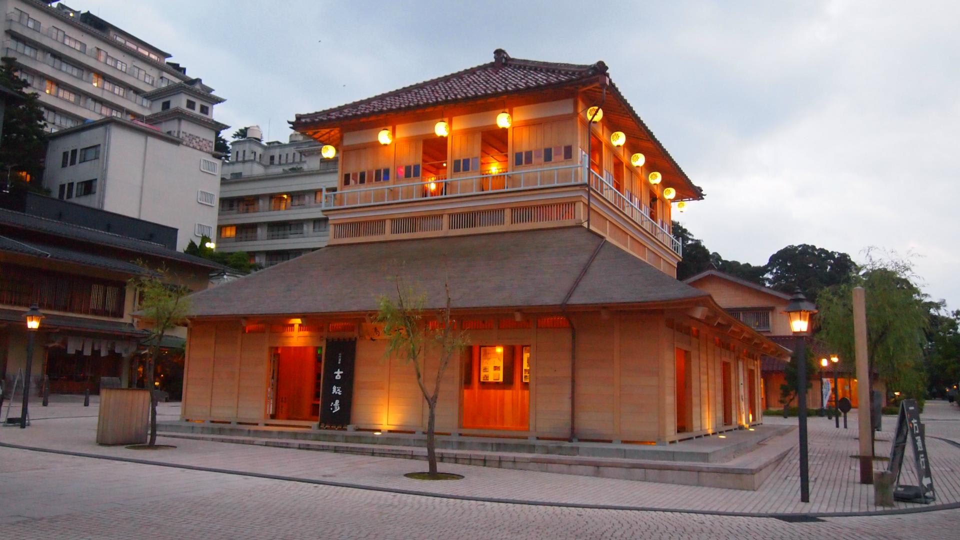 7月の活動(18)山代温泉・湯の曲輪(がわ) 実高ふれ愛隊日記 7月の活動(18)山代温泉・湯の曲輪(がわ) 実高ふれ愛隊日記