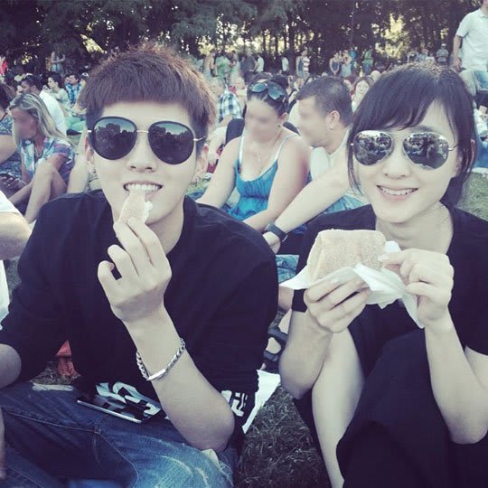 EXO、KRIS