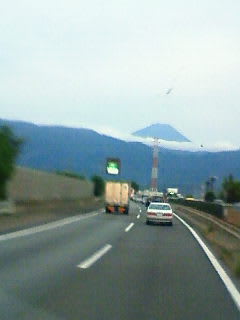 中央道から富士山が