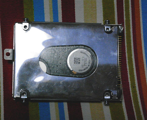 Qosmio E10のHDD交換（写真つき） - 復旧までのメモ書き日記