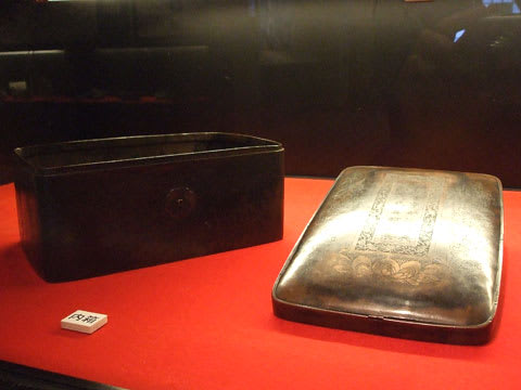温泉寺銅製経箱