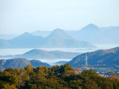紅葉と雲海　