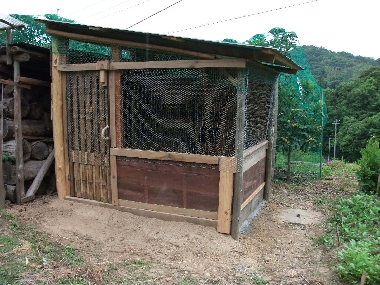 ニワトリ小屋 が完成しました Yoshiの里山暮らし