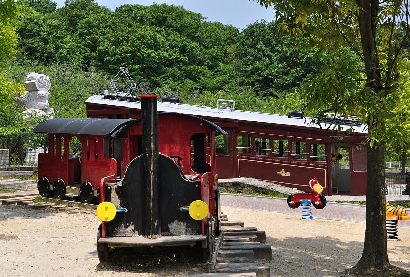 生駒山麓公園汽車