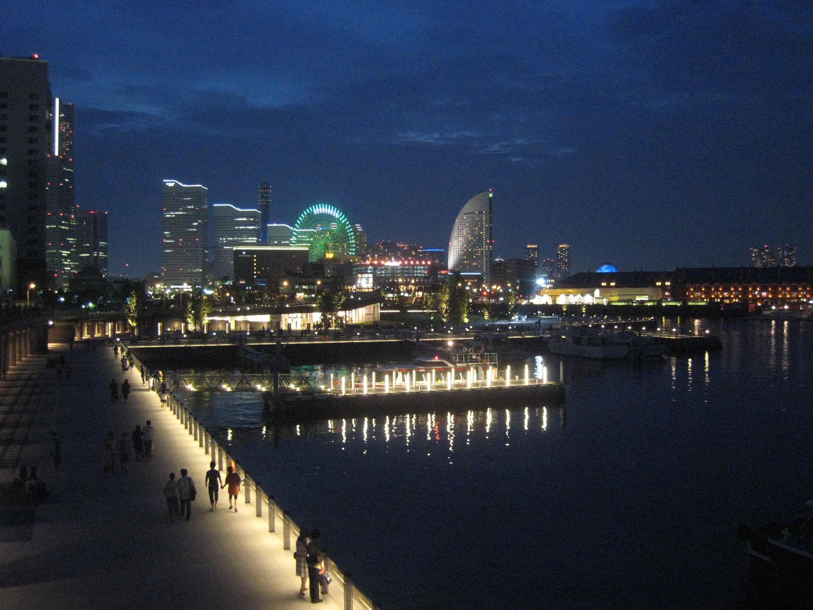 進化した横浜夜景 読書日和