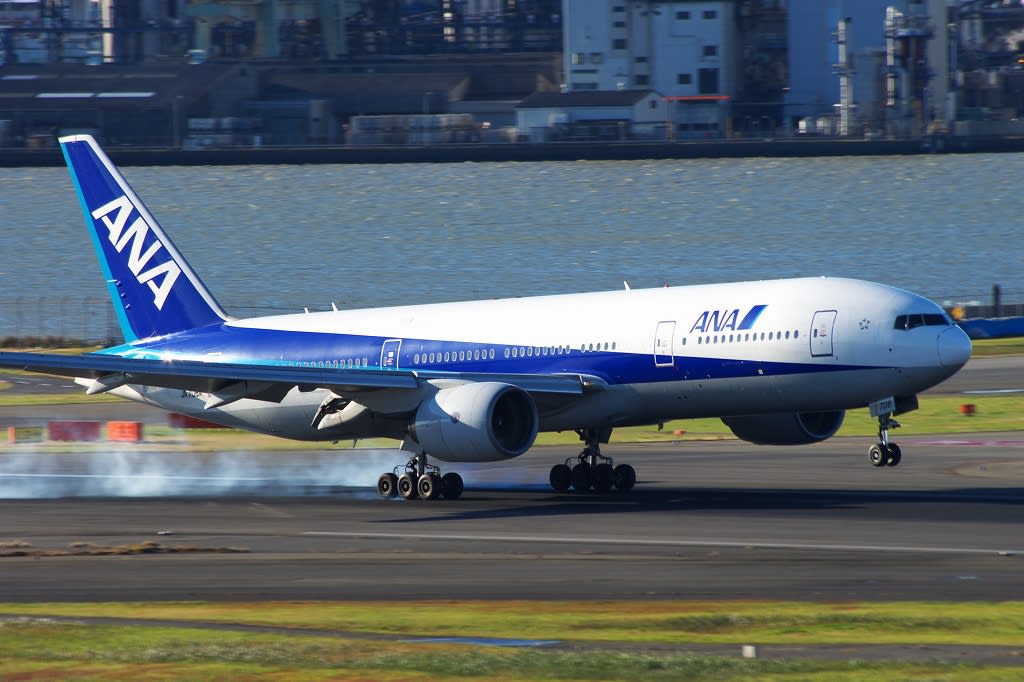 2011年12月04日:羽田空港② - 飛行機さつえい奮闘記 2011年12月04日:羽田空港② - 飛行機さつえい奮闘記