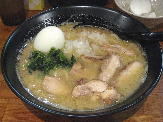 鶏チャーシュー麺