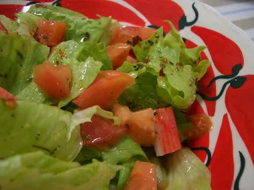 サラダは即席で添乗員さんが作っ f14025. サラダは即席で添乗員さんが作っ