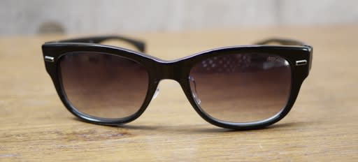 999.9 feelsun* 『 F-05NP 』 (フォーナインズ・フィールサン 999.9 feelsun* 『 F-05NP 』 (フォーナインズ・フィールサン