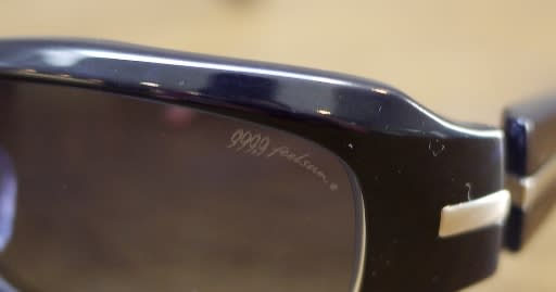 999.9 feelsun* 『 F-01NPI 』 (フォーナインズ・フィールサン 999.9 feelsun* 『 F-01NPI 』 (フォーナインズ・フィールサン