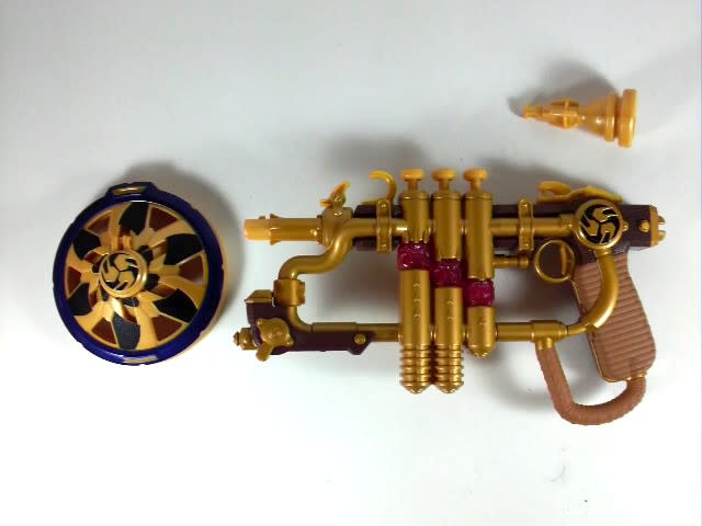 BANDAI 仮面ライダー響鬼 仮面ライダーイブキDX音撃管セット BANDAI 仮面ライダー響鬼 仮面ライダーイブキDX音撃管セット