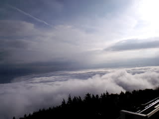 雲の上 - 『滑飛』 日本一周旅日記