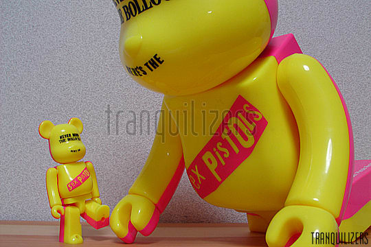 BE@RBRICK 400% Sex Pistols - life tranquilizer BE@RBRICK 400% Sex Pistols - life tranquilizer