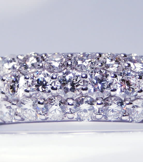 ダイヤモンド 2ct 憧れのパべダイヤリング 元町宝石店長 - 僅かな三日月の光でも輝く価値ある美しい希少宝石のご紹介と愉しいデザイン
