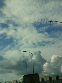 夏の雲と秋の雲