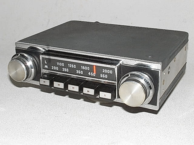 Vintage Car Radio... Help! - theFretBoard
