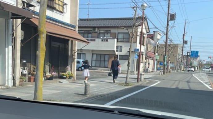 今日は一宮市の小学校入学式