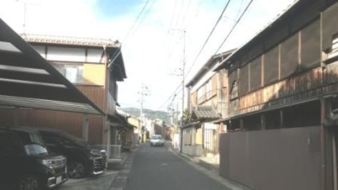 旧城下町の通り(東海道歩き旅・近江の国)