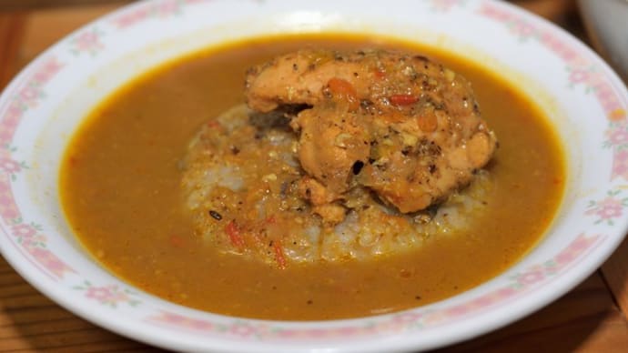 ベースはチキンカレー
