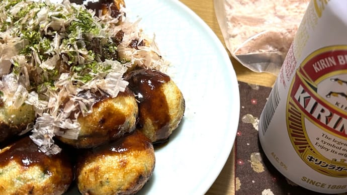久々楽しい「一人タコパ(たこ焼きパーティー)」・・・テレビ番組で悩み(焦げ付き)解消(o^^o)