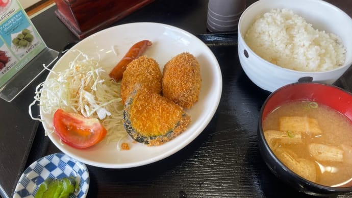 コロッケ&ミンチカツ定食@焼肉 鈴 稲美町