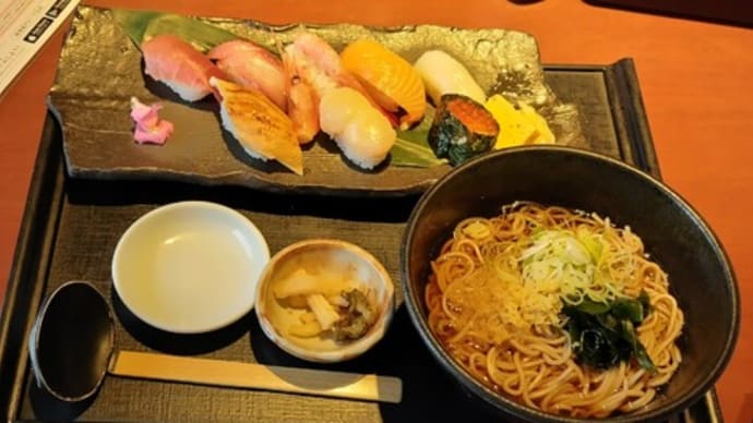 いつもの4人でランチ