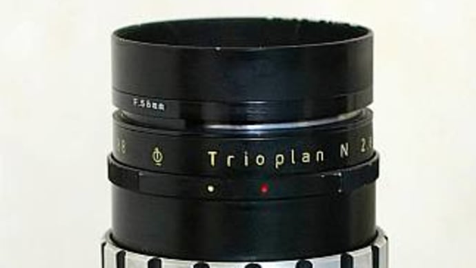 エキザクタマウントのTrioplan100mm