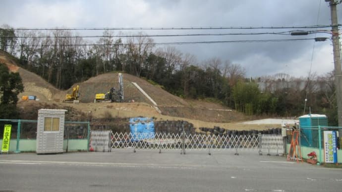 名塩道路の2022/12/下旬時点の工事状況その２・・・ヘアピンカーブ東側の工事再開