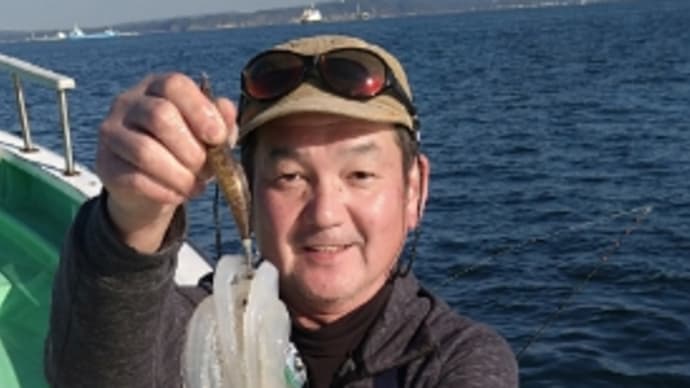 日中エギイカ船