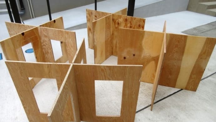 2020/10/04 今になって作業台を作る