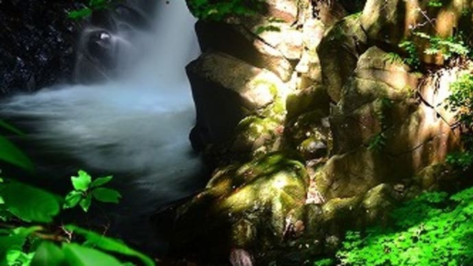 清里 大門川『三滝』を巡る 大滝