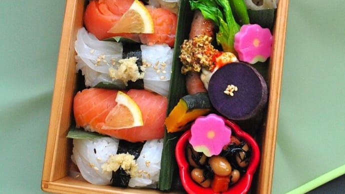 こんにゃくで「なんちゃってイカにぎり寿し」弁当♪