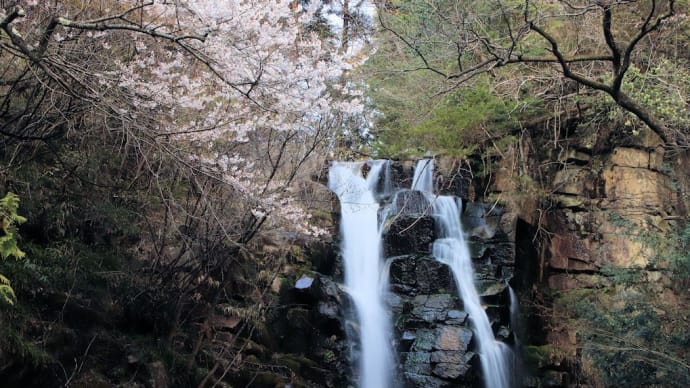 小野の滝