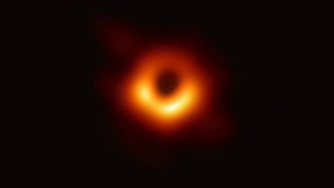 超大質量ブラックホールから噴き出すジェットの粒子。X線で観測してみると一部は光速に近い速度で遠ざかっていた