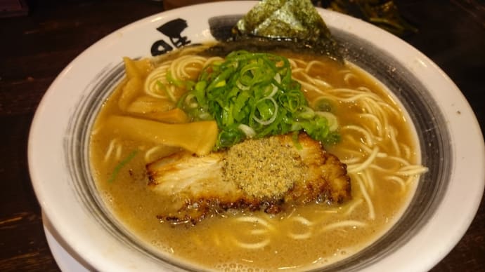 あっさり目の和歌山ラーメン屋でランチ