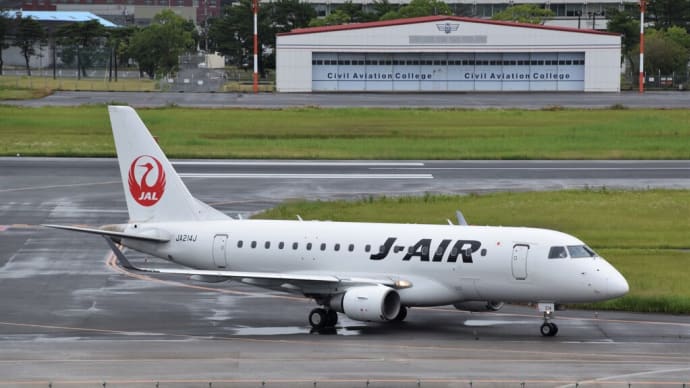 2022年6月18日の宮崎空港 朝の到着機