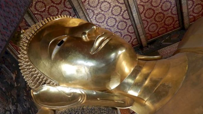ワット・ポー　[バンコク]　～　黄金の涅槃仏とタイマッサージの本山