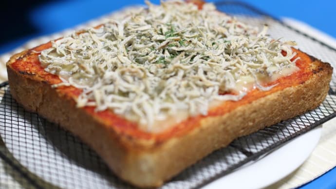 「ある日の朝飯 パン食×5食分。」