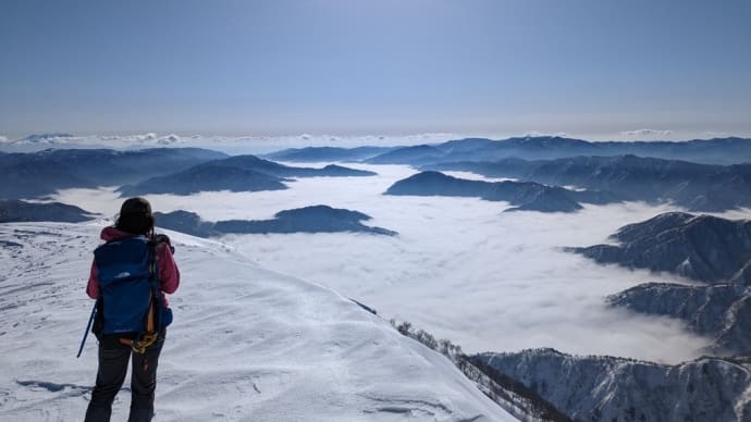 残雪の荒島岳