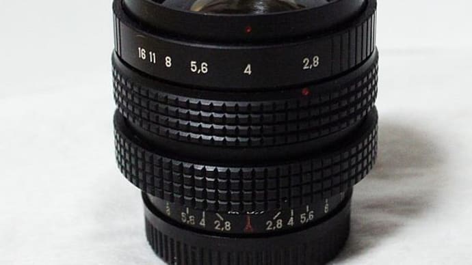 チープな造りだが良い写りをする広角レンズ　VOMZ Mir-1B 37mmF2.8（M42）