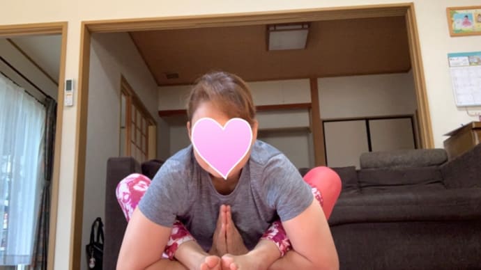 保育園にてヨガ教室