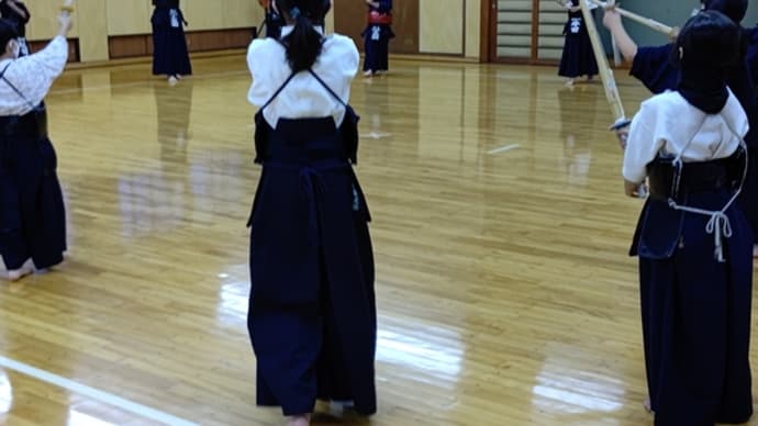 女子剣士も急増中!稲沢市にある稲沢武道館剣道教室