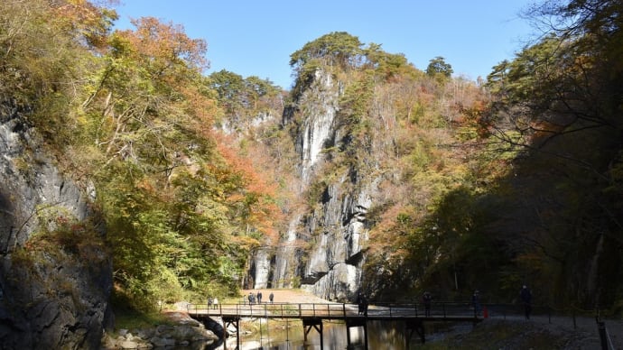 もみじ狩り 岩手県一関市 猊鼻渓(げいびけい)(8)猊鼻渓の名前の由来