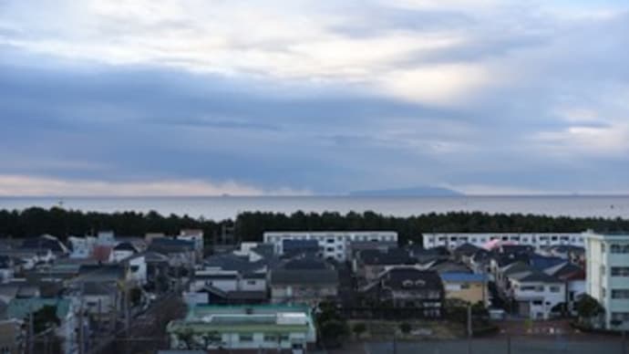 洗濯物は外干しに