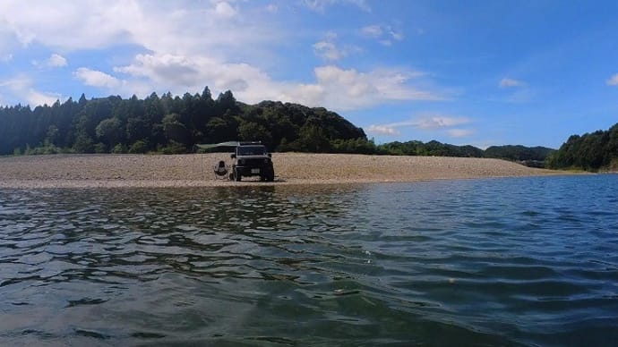 ジムニーシエラ(JB74W) 夏のデイキャンプは川で泳ぐのがオススメです