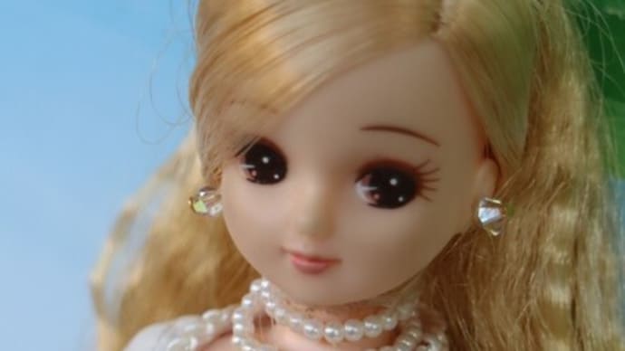 2022年度版クリスマスドレスxイチゴポイントリカちゃん