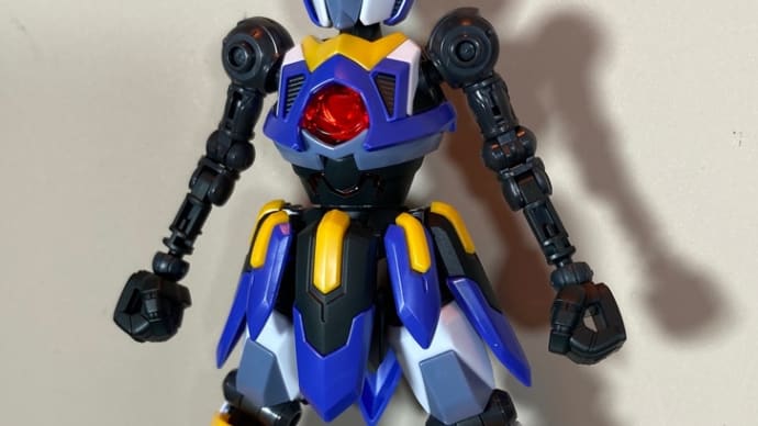 ⑤ダンボール戦機 ハイパーファンクション LBX オーディーン 組立中です!