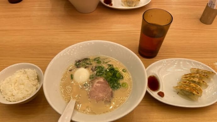 大須万松寺通・一風堂で昼食